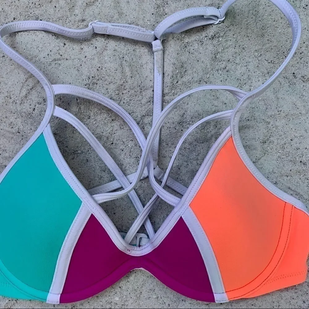 VICTORIAS SECRET PINK SWIM TOP SIZE XS NWOT